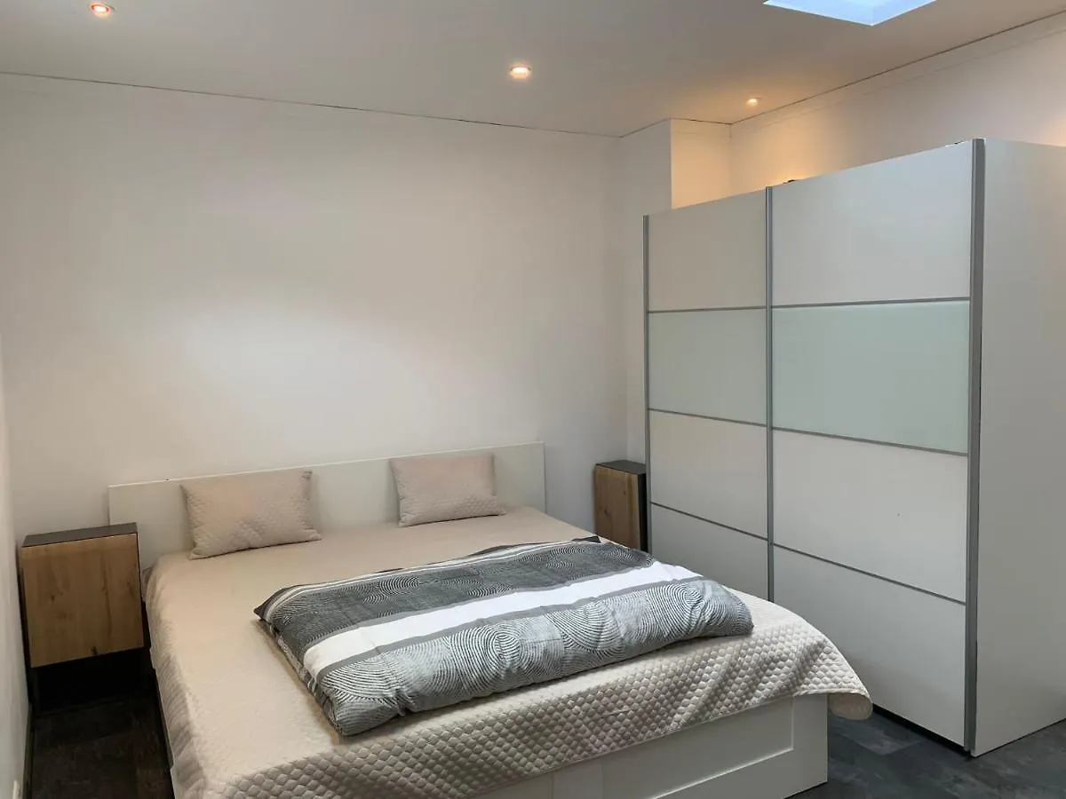 Ganzes Ferienhaus Heidingsfeld Wuerzburg 0*, Wurzburg